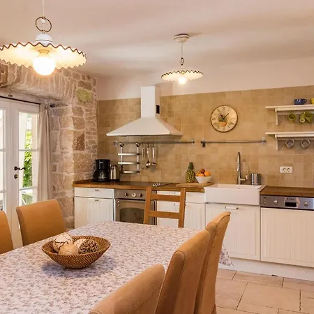 Amazing In With Kitchen Liznjan