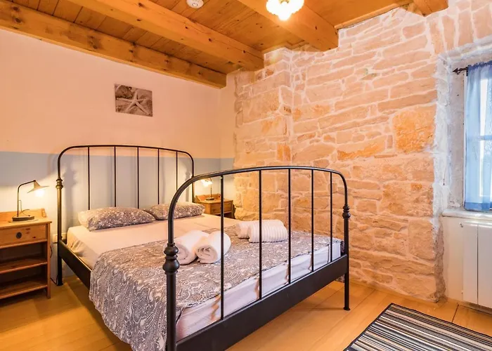 Сasa de vacaciones Amazing In With Kitchen
